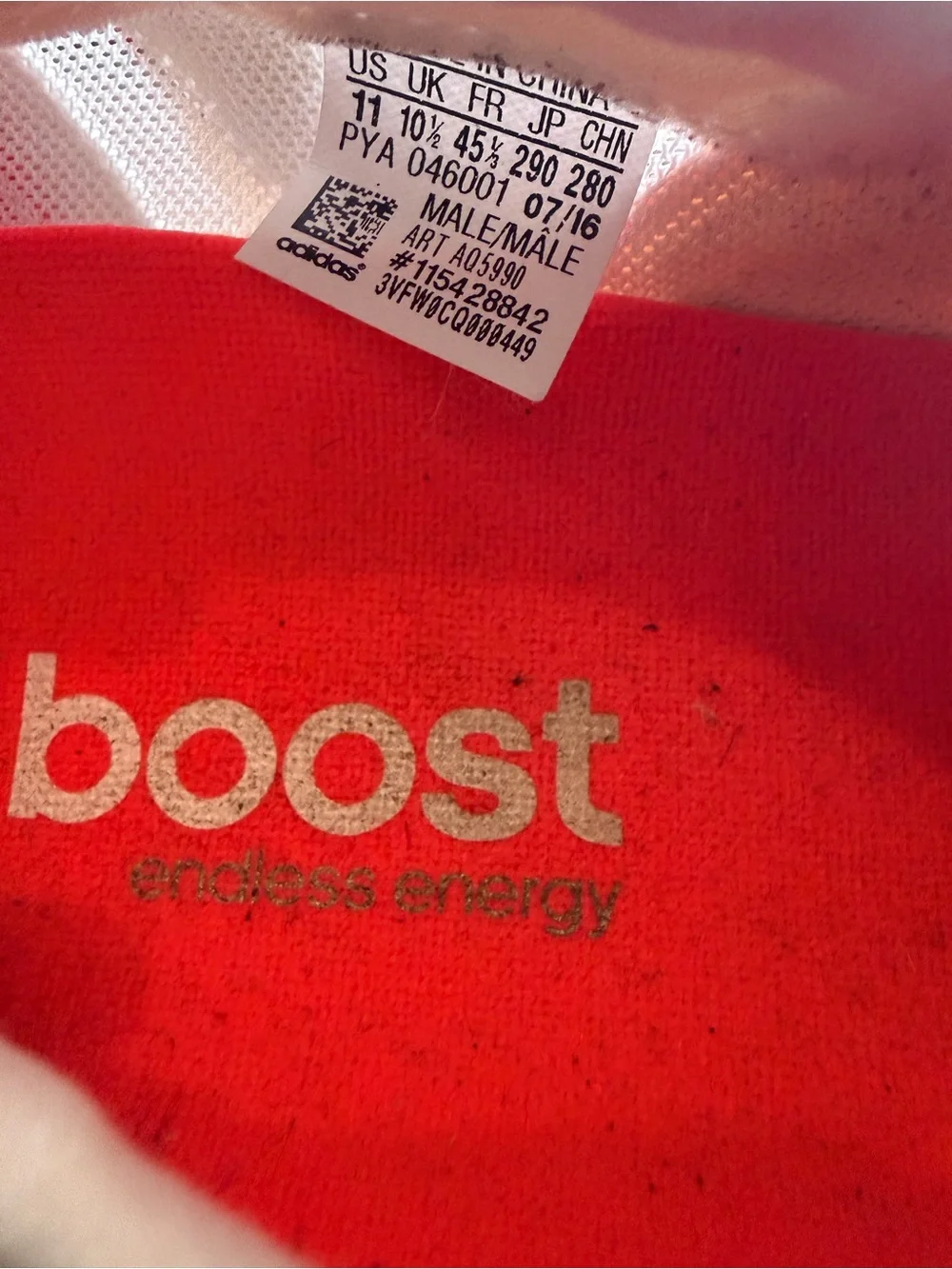 Men’s Adidas Boost Size 11 ADIZERO Boston Running Shoes with Bright Accents
